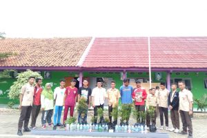 Penghijauan MA Al Wathoniyah Cikedung